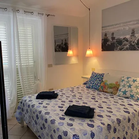 Apartment La Balena2 *