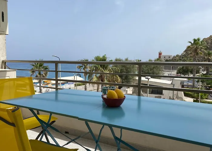Διαμέρισμα La Balena2 Capo dʼOrlando